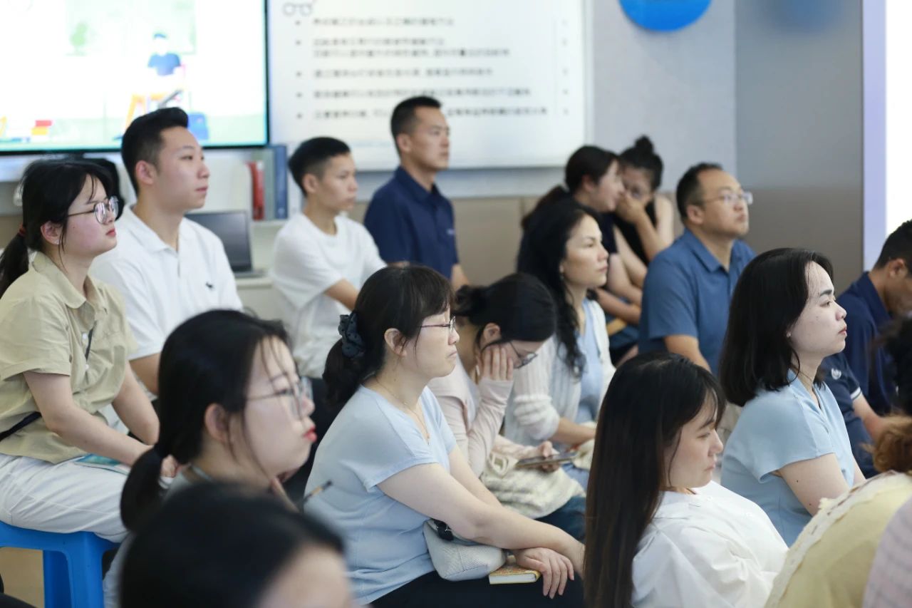 湖3.jpg
